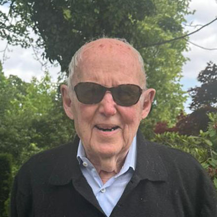 Herr Prof. Hans-E. Stegner